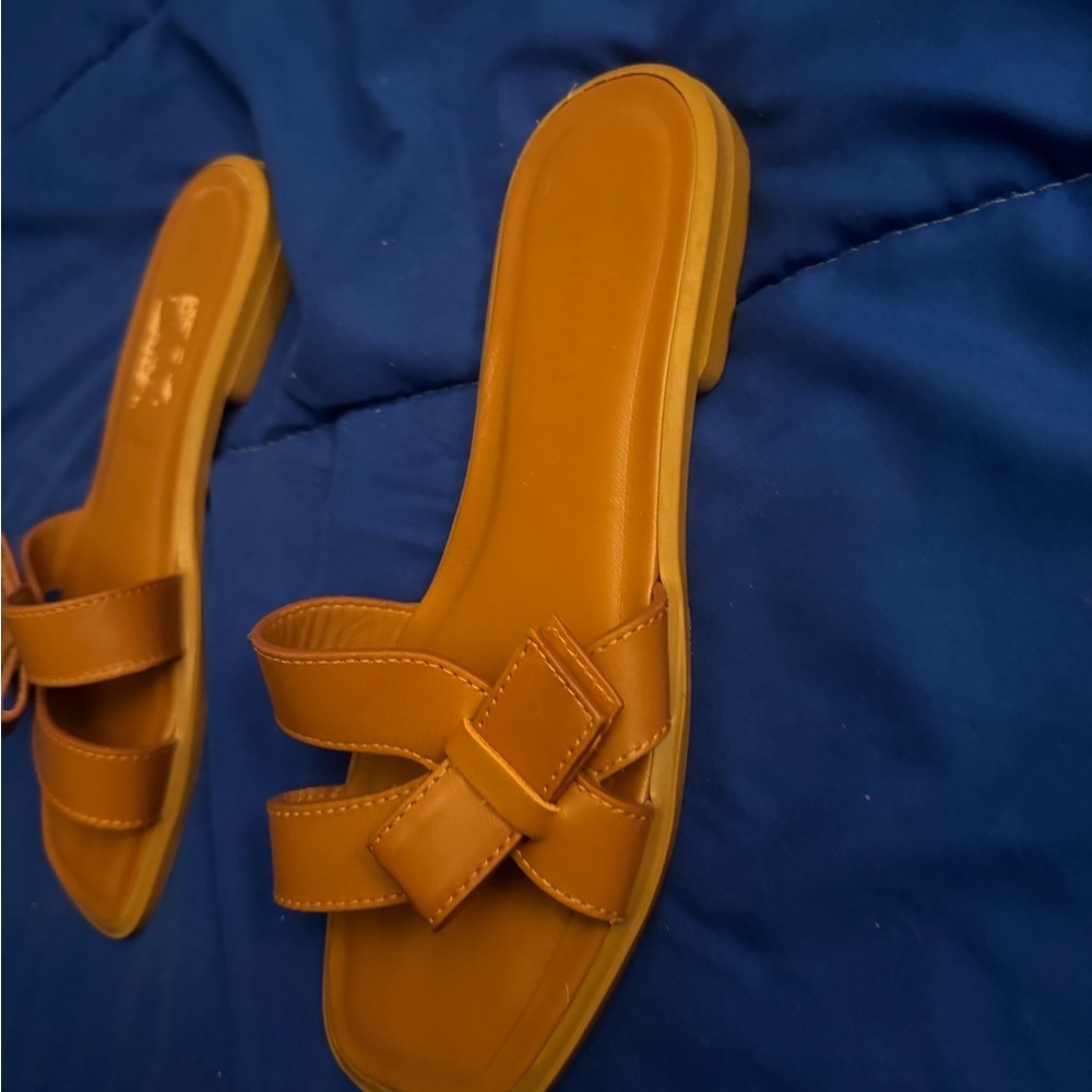 M. Gemi The Melissa Brown Leather Mules - Picture 3 of 5